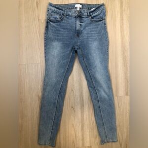 H&M Women’s Straight Leg Jeans— Size 12